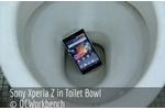 Sony Xperia Z in Toilet
