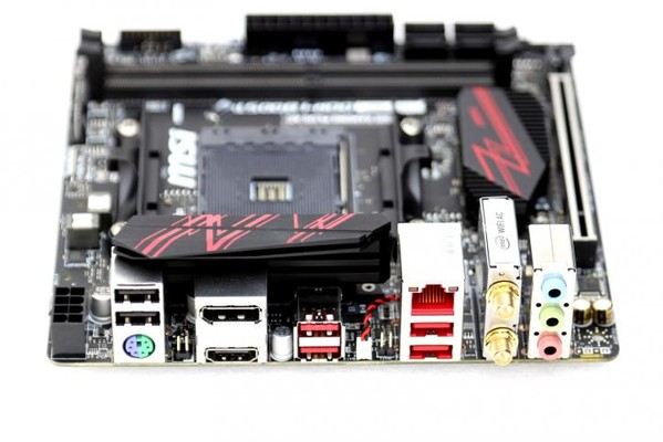 MSI B450i Gaming PLUS AC