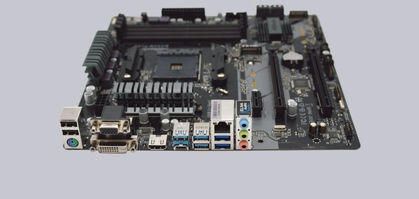 ASRock B450M Pro4 Mainboard