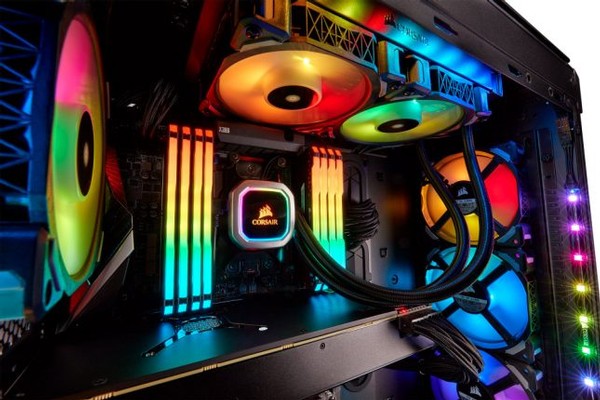 Corsair Hydro H100i RGB Platinum Cooler