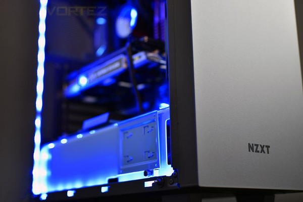 NZXT HUE 2 RGB Lighting Kit