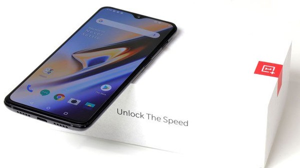 OnePlus 6T Smartphone