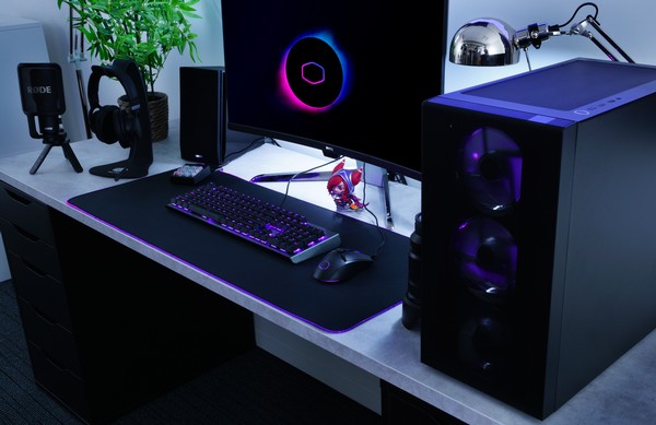 Cooler Master NR400 und Cooler Master NR600