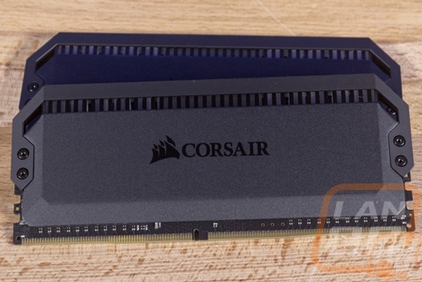 Corsair Dominator Platinum RGB 16GB DDR4 3000MHz