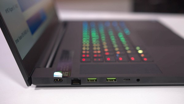 Razer Blade Pro 17 Laptop