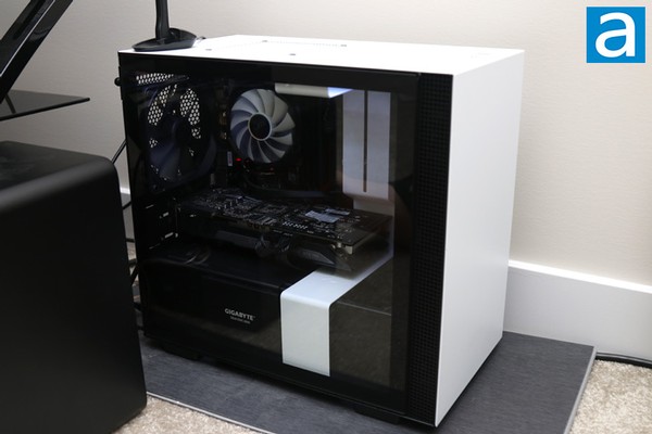 NZXT H210i Case