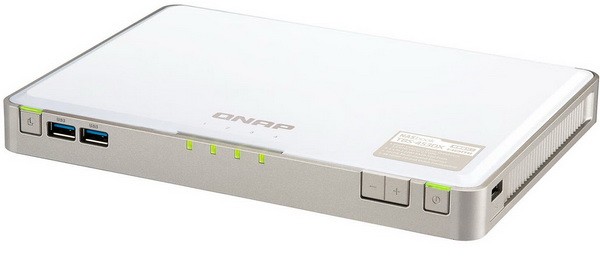 QNAP TBS-453DX-8G M2 SSD NASbook