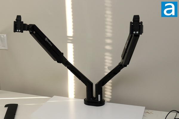 SilverStone ARM21 Monitor Stand