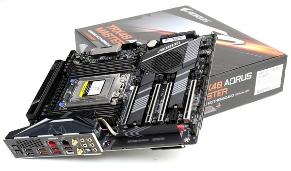 Gigabyte TRX40 Aorus Master