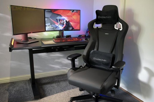 noblechairs EPIC Black Edition