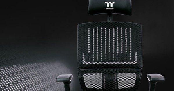 Thermaltake Cyberchair E500 Ergonomic Chair