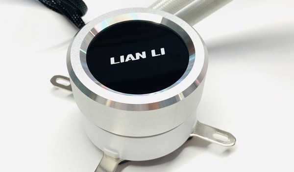 Lian Li Galahad AIO 240 RGB