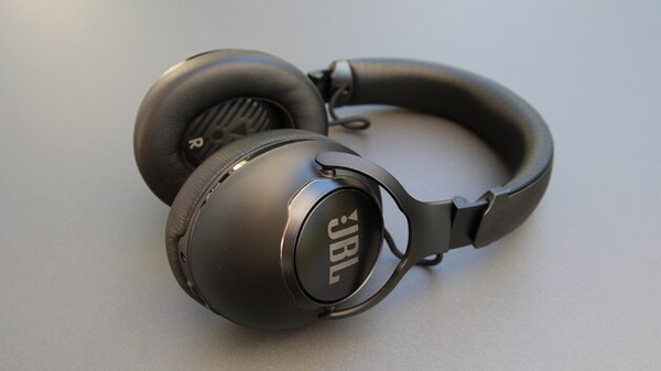 JBL Club 950NC