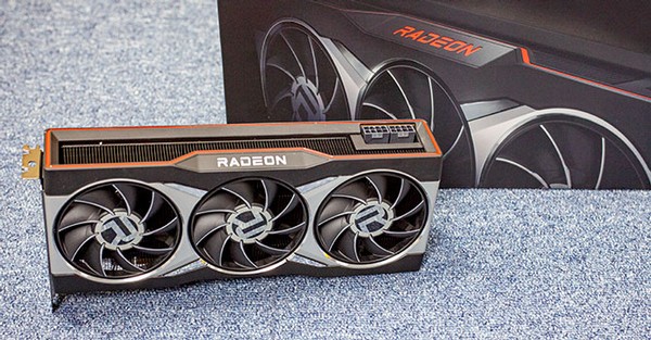 AMD Radeon RX 6800 XT