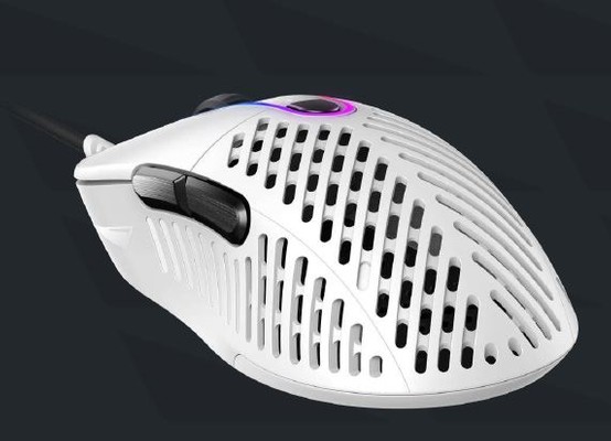 Mountain Makalu 67 White Gaming Mouse