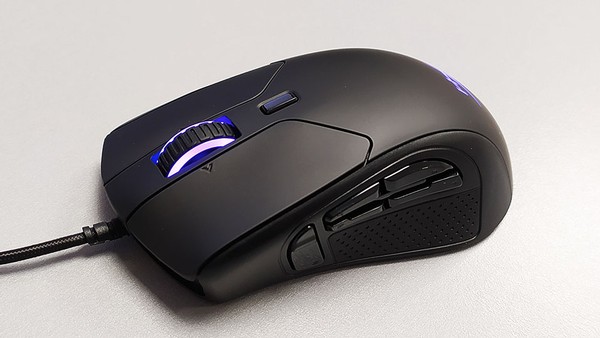 HyperX Pulsefire Raid Mouse