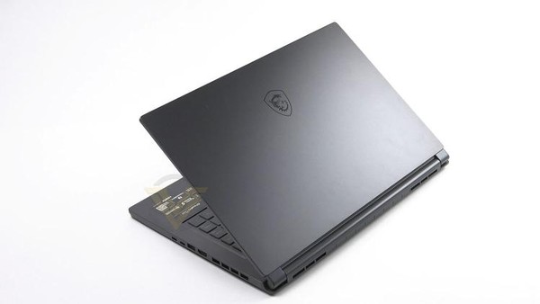 MSI Stealth 15M Laptop