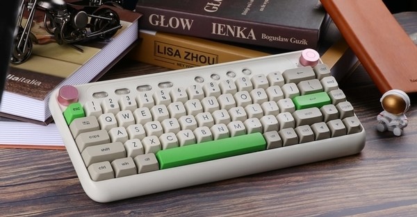 Epomaker B21 Keyboard