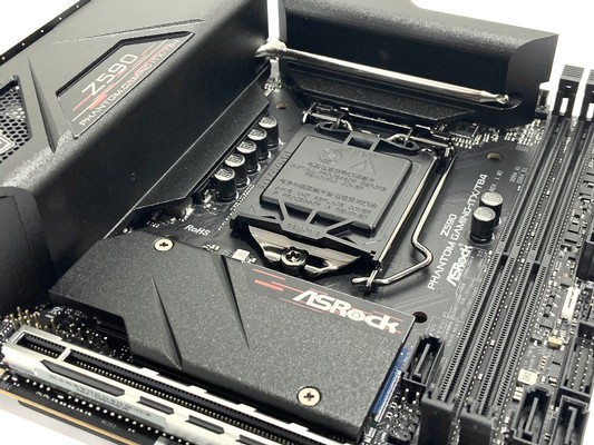 ASRock Z590 Phantom Gaming-ITXTB4