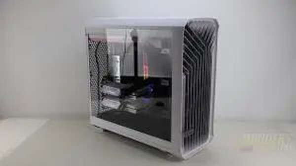 Fractal Torrent White TG