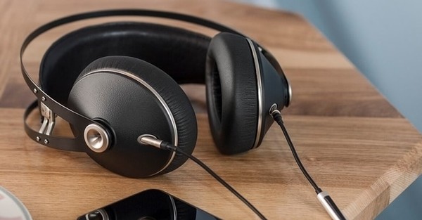 Meze 99 Neo Headphones