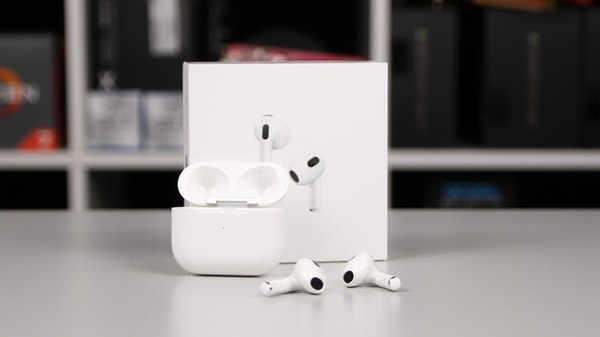 Apple AirPods 3