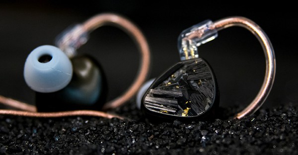 Letshuoer EJ07M Tribrid In-Ear Monitors