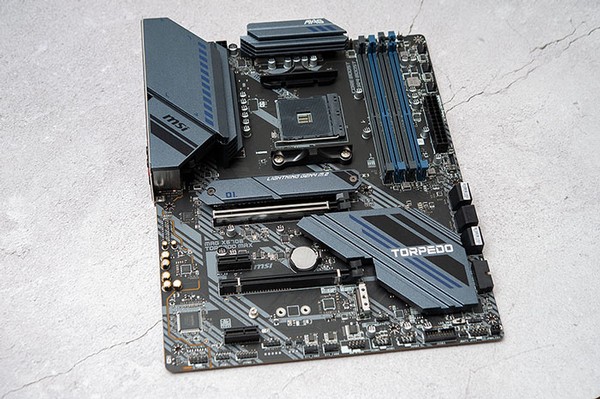 MSI MAG X570S Torpedo Max Mainboard