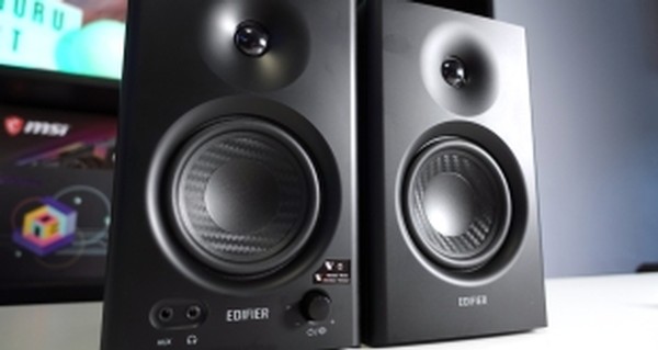 Edifier MR4 Speakers