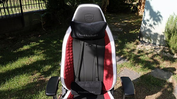 noblechairs Legend Series Chair