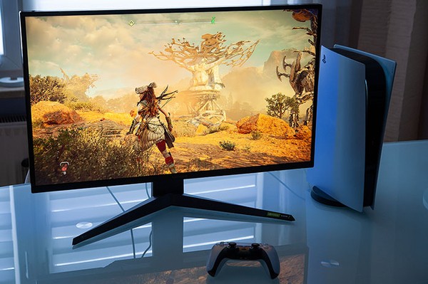 LG UltraGear 32GQ950-B Monitor