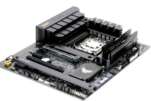 Asus TUF Gaming B650-Plus WIFI