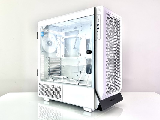 Thermaltake Ceres 500 TG Argb Chassis