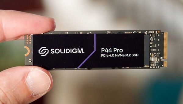 Solidigm P44 Pro PCIe Gen 4 SSD