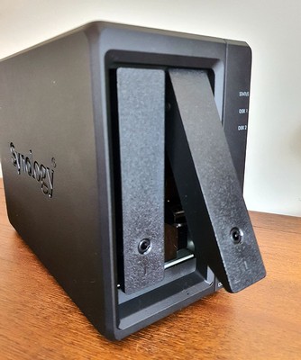 Synology DS723