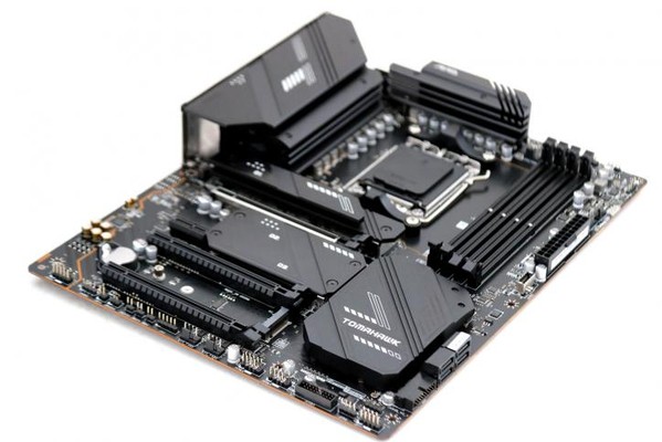 MSI MAG X670E Tomahawk WiFi Motherboard