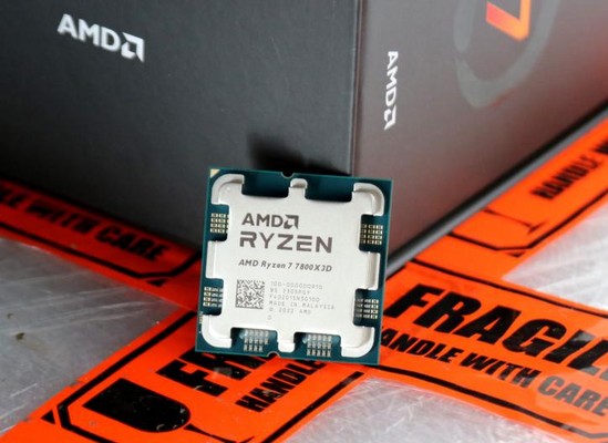 AMD Ryzen 7 7800X3D Processor