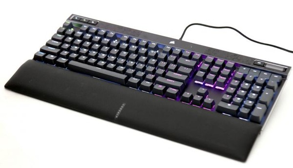 Corsair K70 Max Keyboard