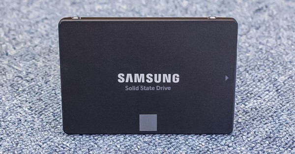 Samsung 870 EVO 4TB SSD