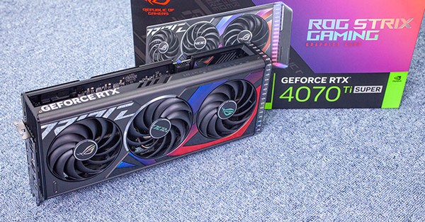 Asus GeForce RTX 4070 Ti Super Strix OC Graphics Card