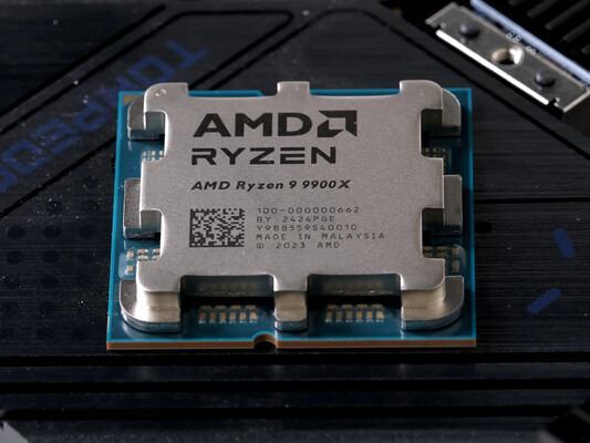 AMD Ryzen 9 9900X and 9950X processors