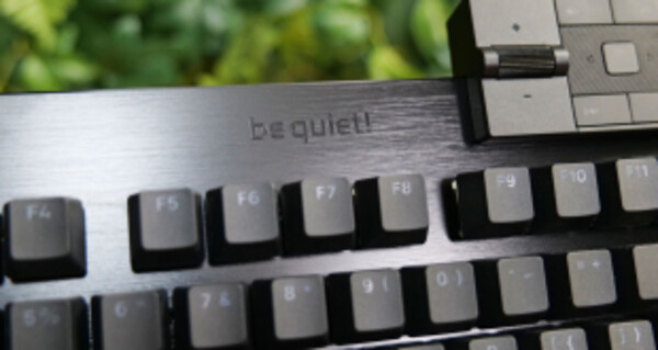 be quiet Dark Mount and Light Mount Keyboard