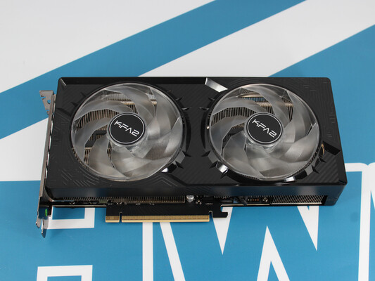 KFA2 GeForce RTX 5070 1-Click OC Grafikkarte