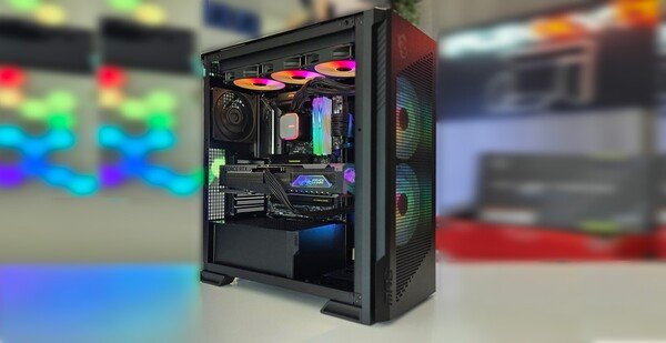 MSI MPG Velox 300R Airflow PZ