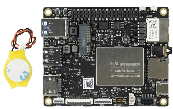 LattePanda Iota Palm-sized x86