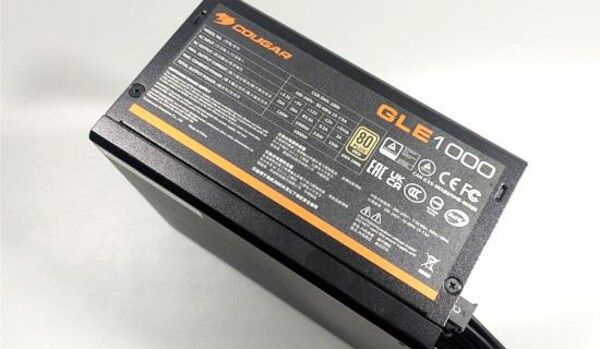 Cougar GLE 1000W PSU