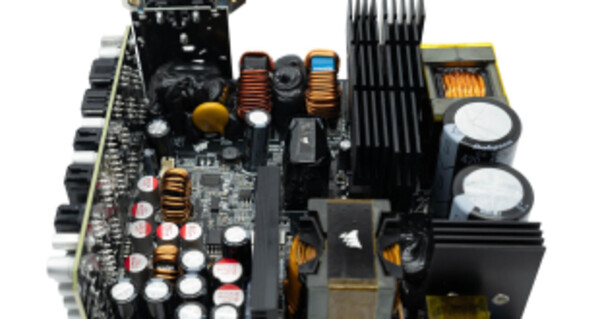 Corsair RM1000x Shift PSU