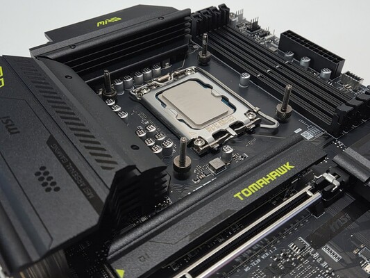 MSI MAG B860 Tomahawk WiFi