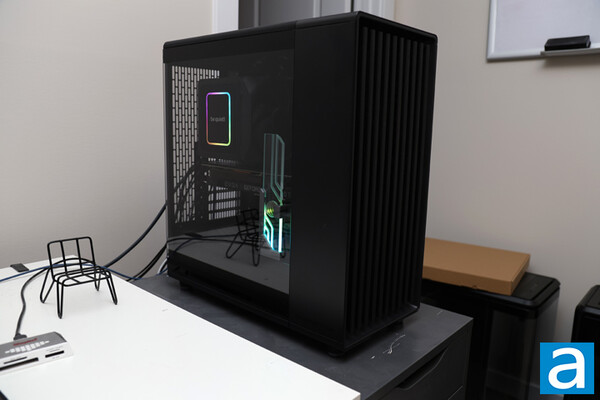 Fractal Design North Momentum