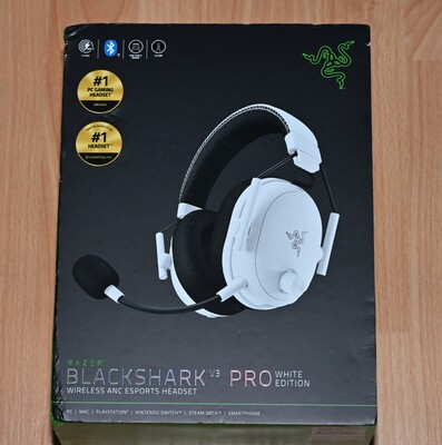 Razer BlackShark V3 Pro White Headset